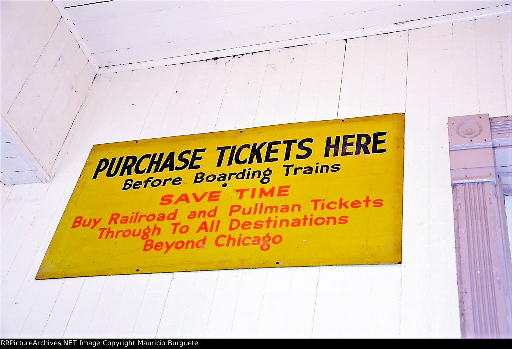 Inside the Station - Illinois Railway Museum